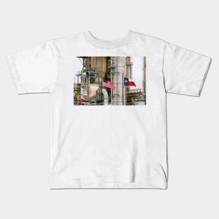 Oil refinery, Texas, USA (C021/9338) Kids T-Shirt